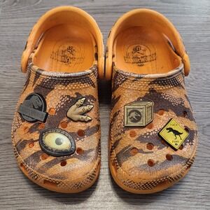 Crocs Kids Jurassic World Clogs Orange Camo T Rex Dinosaur Casual sz 9 Toddler